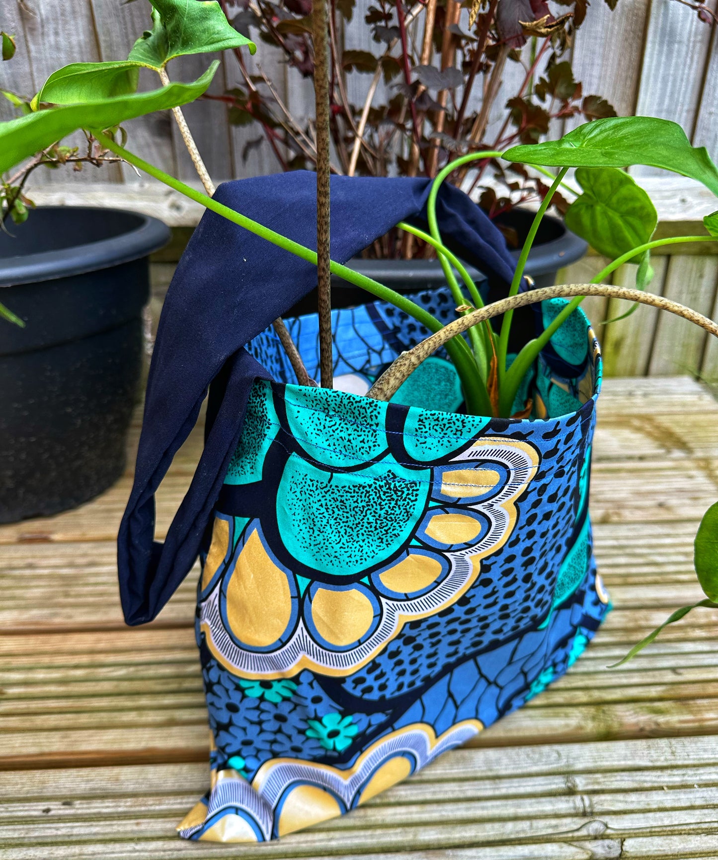 Sade tote